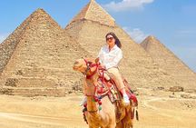 Luxury Pyramids Full Day Tour with Tour Guide and Private Car