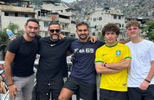 Live an experience in the Rocinha Favela.
