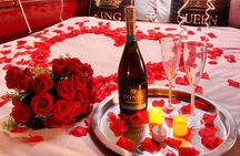 Dubai : Private Romantic Yacht Cruise on a 50FT Yacht