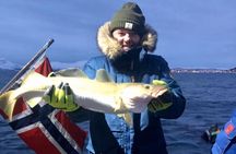 Unforgettable Fishing on the Yacht Leah William in Tromsø