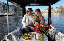 Romantic Canal Cruise Experience in Amsterdam