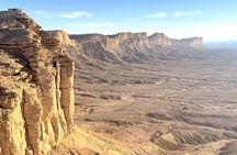 Edge of The World & Deer Reserve Off-road 4x4 Car Tour in Riyadh