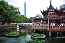 Shanghai Private Tour with Historic and Modern Landmarks
