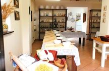 Traditional Sauces Class in Assisi’s Home-Style Cooking School