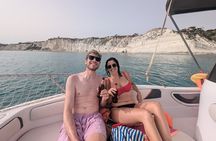 Scala dei Turchi in 3.5 hours, boat tour with stops for swimming