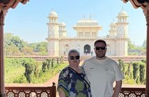 Delhi : Sunrise Taj Mahal, Agra Fort & Baby Taj with 5 star Lunch