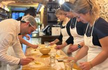 Florence: Pasta & Tiramisu Cooking Class with Unlimited Wine