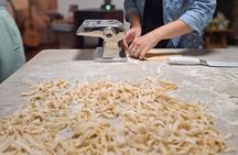Garden Tour and Authentic Italian Pasta Making Class in Tuscany