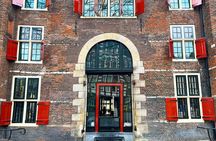 Private Historical Highlights Walking Tour, local Dutch guide