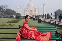 Taj Mahal Tour With Professional Photographer With Rental Saree