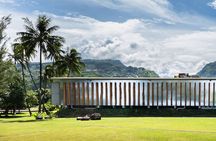 Visit of the Tahiti and her Islands Museum with a local guide.