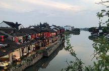 Private Zhujiajiao Watertown Photoshoot Tour