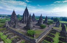 Private Scooter Tour - Borobudur temple & Prambanan temple