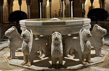 Alhambra Night Tour with tickets included Nasrid Palaces