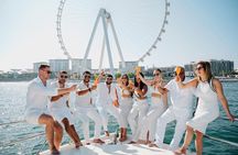 3 Hours Private Luxury Yacht Tour with BBQ, Music and Drinks