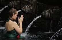 Melukat Ceremony at Tirta Empul Temple with Transport