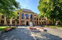 Budapest Hidden Gems: Pest Local Charm, Riverfront Private Tour
