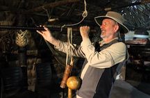 Full day private tour Quito: Equator & Old town plus transport