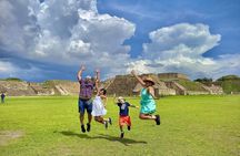 Monte Alban Chesillo and handicrafts alebrijes and black mud