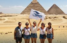 Full Day Giza Pyramids and Grand Egyptian Museum Tour With Lunch