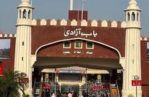 Shalimar Garden Private Tour and Wahga Border Flag Ceremony