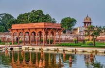 Shalimar Garden Private Tour and Wahga Border Flag Ceremony