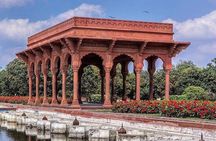Shalimar Garden Private Tour and Wahga Border Flag Ceremony