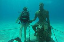 Diving for Beginners among Corals and Statues in San Andres 