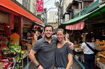 Tokyo: Private Tsukiji Fish Market Food and Walking Tour