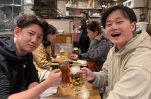 Tokyo: Best Local Bar Hopping Tour in Shinjuku!