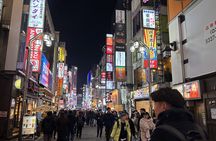 Tokyo: Best Local Bar Hopping Tour in Shinjuku!