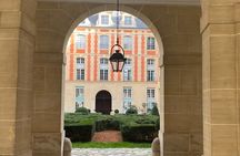 Marais Treasure Hunt & Discovery — Self-guided Paris Game