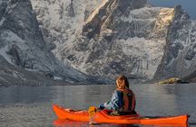 3 Hours Winter Kayak in Reine Fjord 