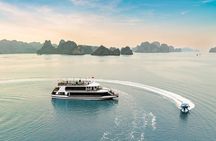 Deluxe Cruise from Hanoi: Halong Bay Tour with Set Menu