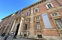 Milan Brera District and Moscova Walking Tour with Local Guide