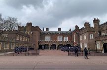 Changing of the Guard at Buckingham Palace Experience