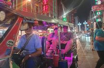Exclusive Bangkok Night Tuk Tuk Tour with Local Dinner Experience