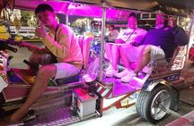 Exclusive Bangkok Night Tuk Tuk Tour with Local Dinner Experience