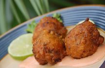 Exploring and Walking Food Tour of Cayo Hueso