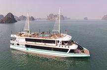 From Hanoi: Luxury 5-Star Halong Bay Day Cruise with Limousine 