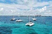 Splendid Isla Mujeres Catamaran: drinks and fun all day!