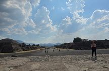 Teotihuacan and Basilica Guadalupe Private Car Tour