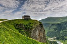 Tbilisi: 2-Day Tour to Gudauri and Kazbegi