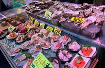 Tsukiji Fish Market Private Food Tour in Tokyo