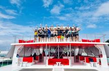4 hours Red Whale Party Yacht in Boracay
