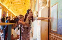 Rome: Early Bird Vatican Museums Small Group Tour (MAX 6 People)