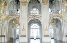 Guided tour Nymphenburg Castle with official guide