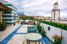 Traditional Moroccan cuisine in Essaouira – Sea and medina view