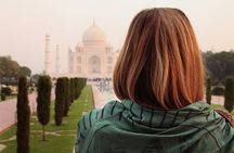 Private Sunrise Taj Mahal Tour from Delhi with Fatehpur Sikri