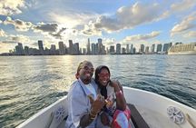 19 Ft boat tour around the Miami Bay, 2 or 4 hours, 6 people